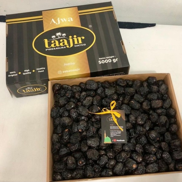 Kurma Ajwa Taajir
